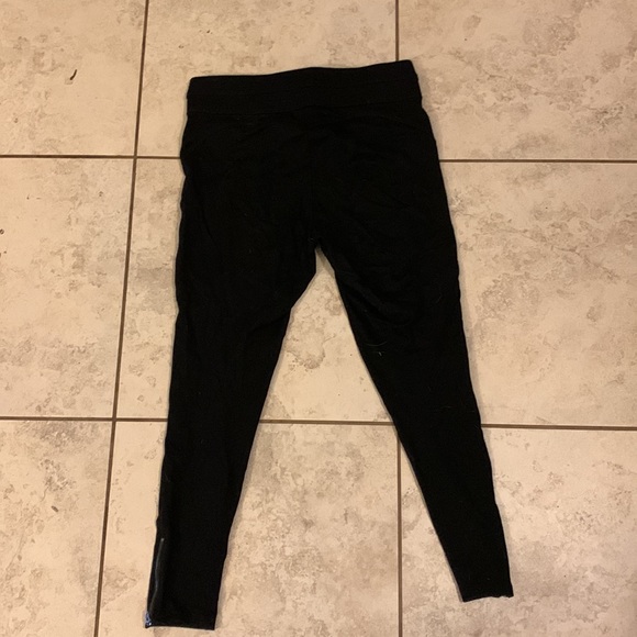 Xhilaration Black Jeggings - Picture 4 of 5